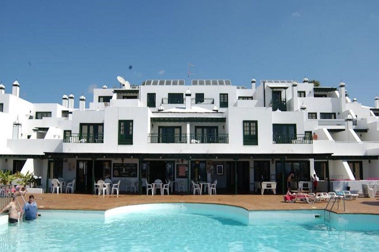 Apartamentos Los Pueblos Puerto del Carmen  Buitenkant foto